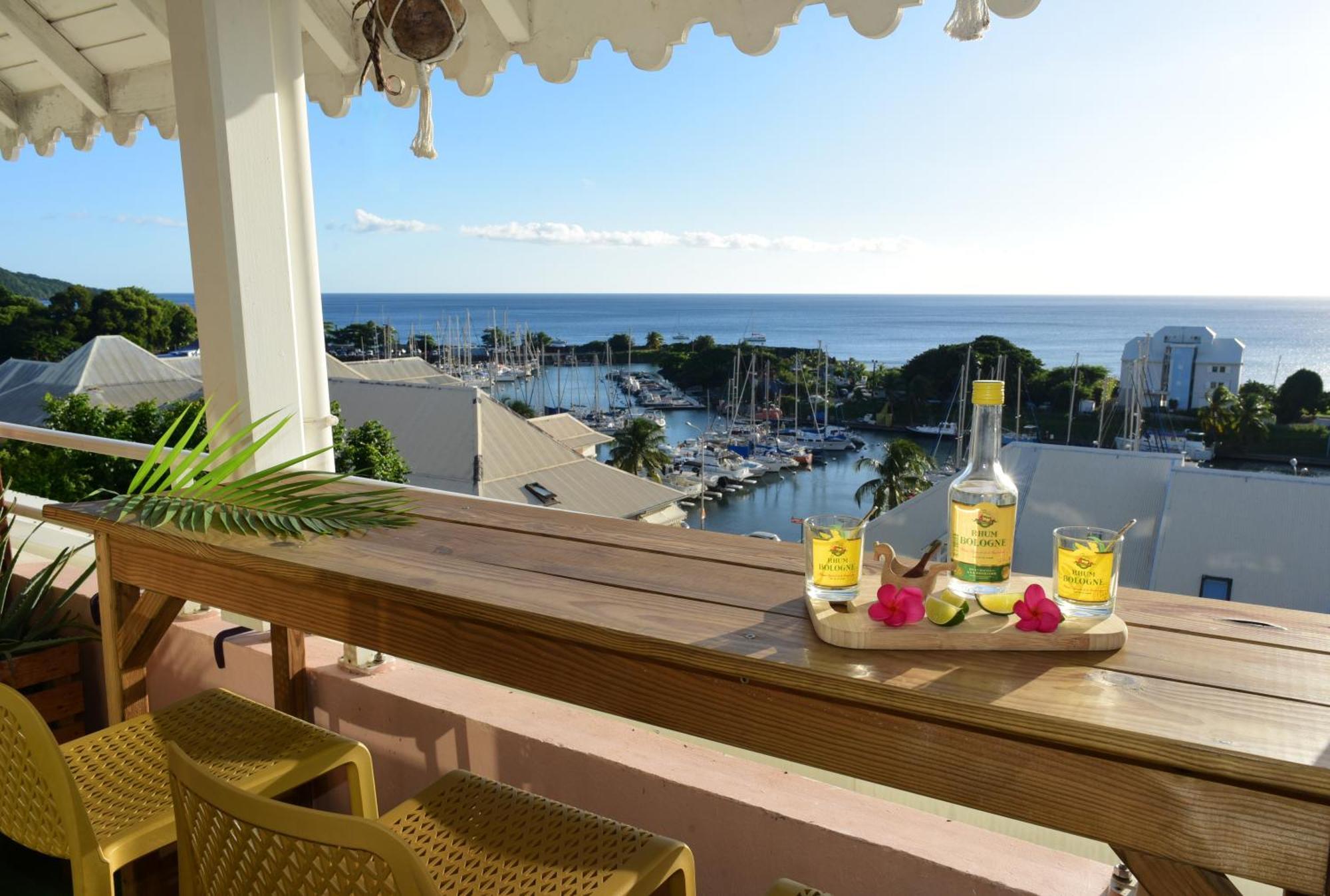 Kaz A Soley - Gite Vue Panoramique Sur La Mer - Plage A 500M Gourbeyre Екстер'єр фото